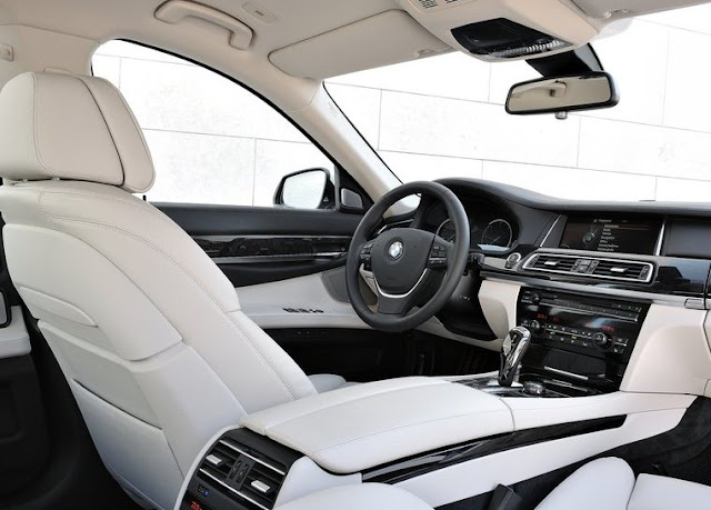 BMW 7 Series 2013 inside