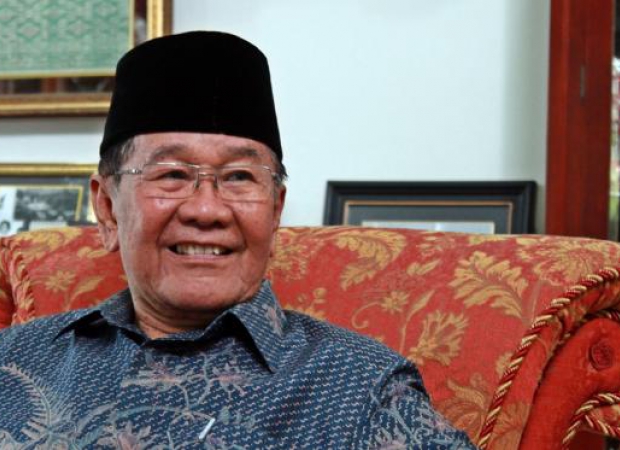 Mantan Gubernur Sumbar Hasan Basri Durin Wafat 