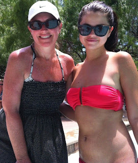 Selena Gomez Bikini