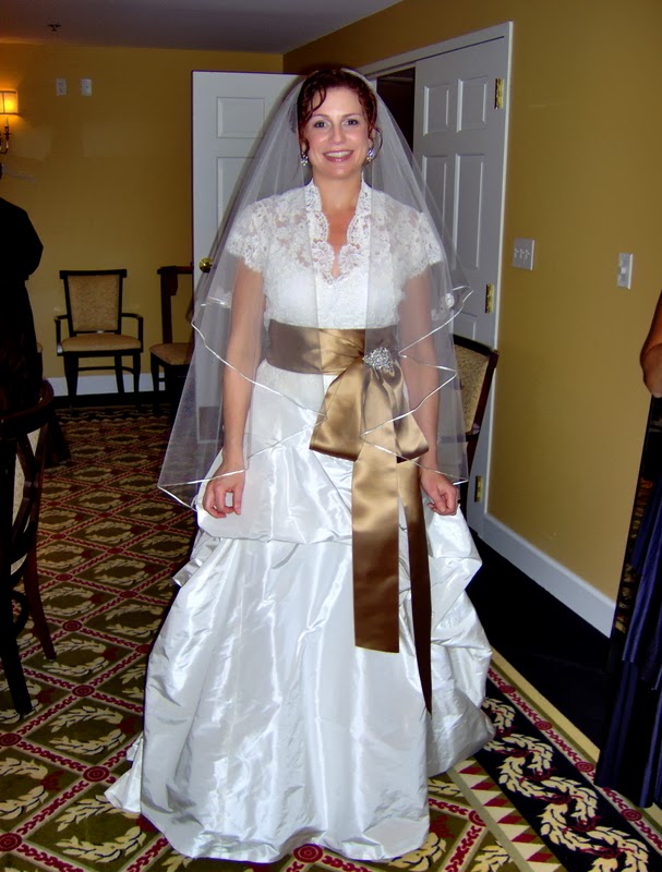 Monique Lhuilier Wedding Gown