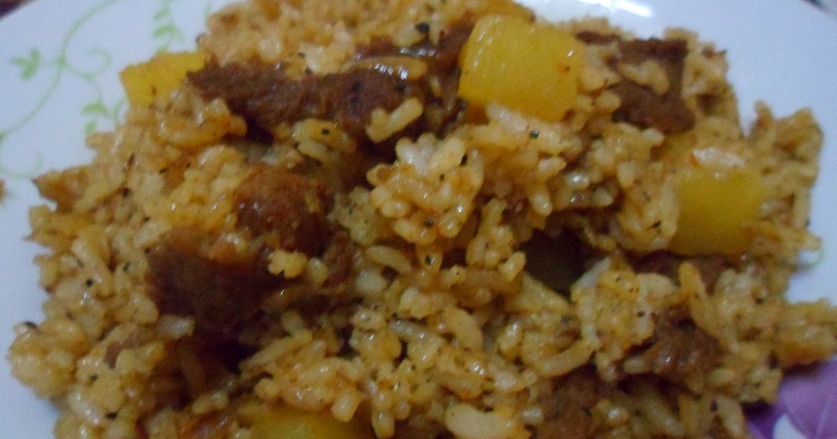 Macam Macam Ada: Nasi Goreng Lada Hitam Dengan Nenas