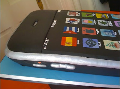 iphone wedding cake