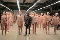 Fashion Week: Kanye West reveals a second very Star Wars collection