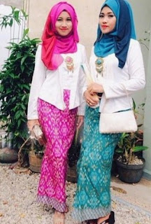 Kebaya Modern Muslim Untuk Wisuda Favorit Mahasiswi 