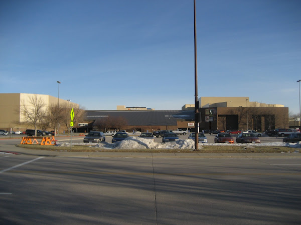 Rushmore Plaza