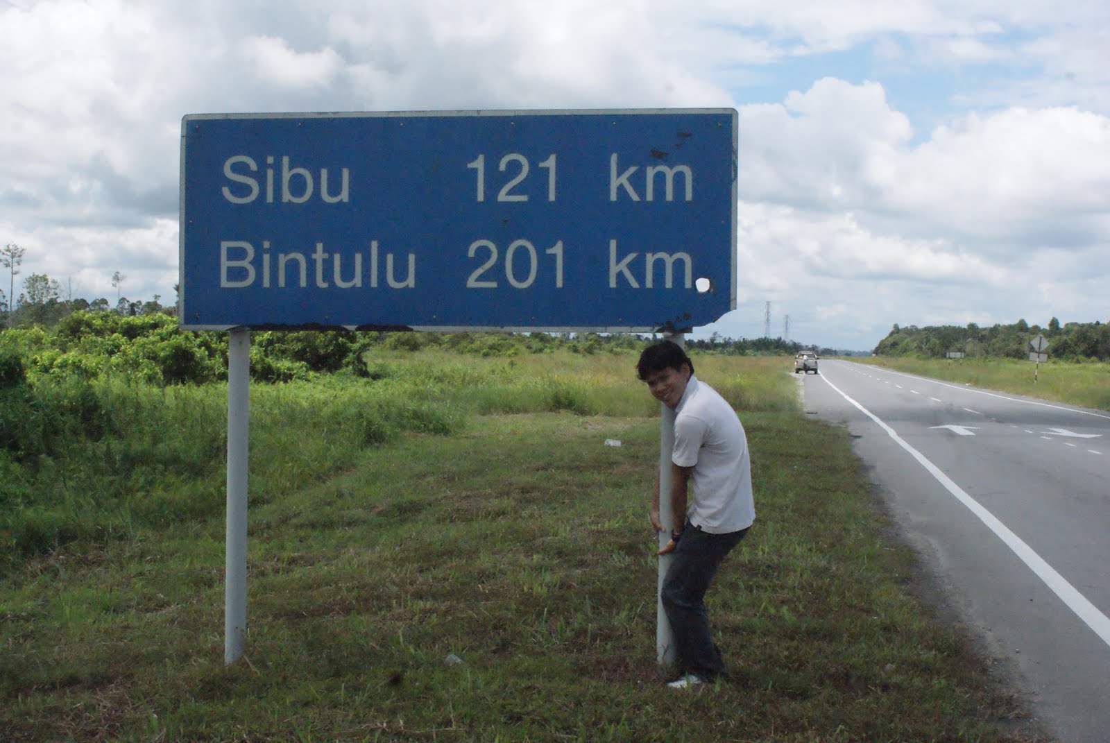 berhati hati di jalan raya
