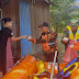 Babinsa Koramil 05/Pandawan Bantu Distribusi Logistik Warga Terdampak Banjir di Desa Masiraan