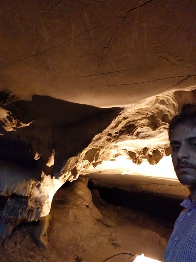 Belum Caves (pataalaganga)  Andhra Pradesh