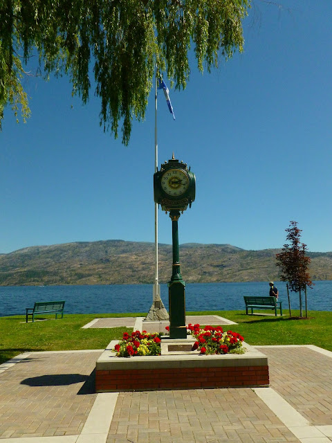 Peachland Lakeshore (2013-07-16) 