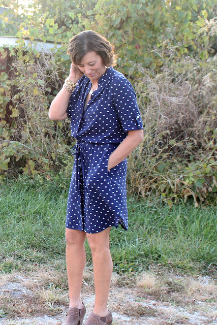 Simplicity 8084 shirt dress made with Mood Fabrics' rayon challis