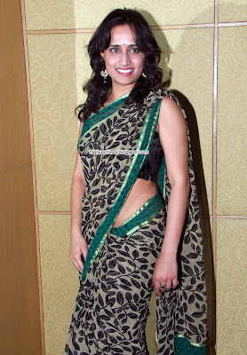 Telugu actress Chinmayi latest photo gallery