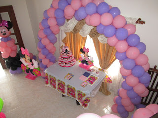 DECORACION GLOBOS MINNIE MOUSE MEDELLIN