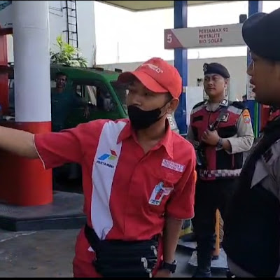 Jelang Mudik Lebaran, Patroli Presisi Sat Samapta Polres Pelabuhan Belawan Jaga Keamanan di SPBU