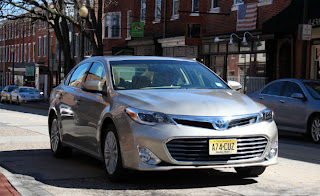 2013 Toyota Avalon Hybrid Review