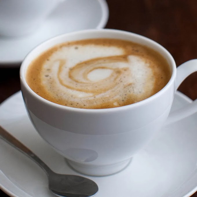 CAFÉ LATTE | R$ 12,00 | Café expresso com leite vaporizado.