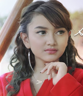 Download Lagu Mp3 Sampek Tuwek - Jihan Audy