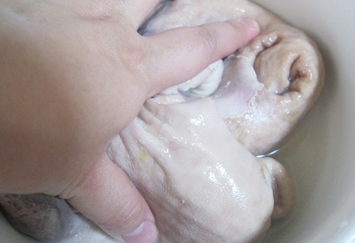 Rửa dạ dày lợn đừng chỉ dùng muối, thêm nguyên liệu này sạch, trắng giòn ngay tức khắc - 3
