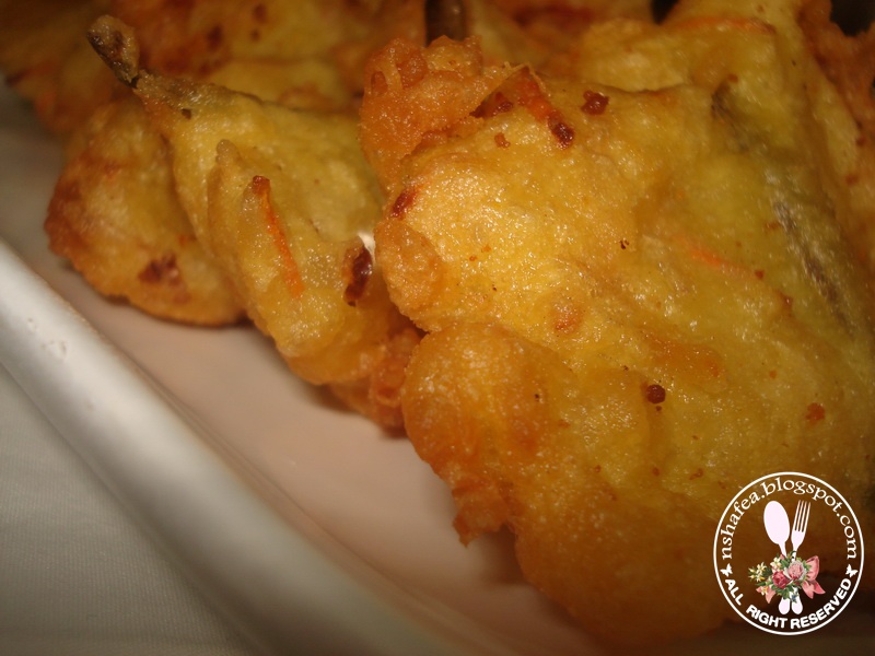 Cucur Besama Kuah Kacang ~ Nshafeareen®