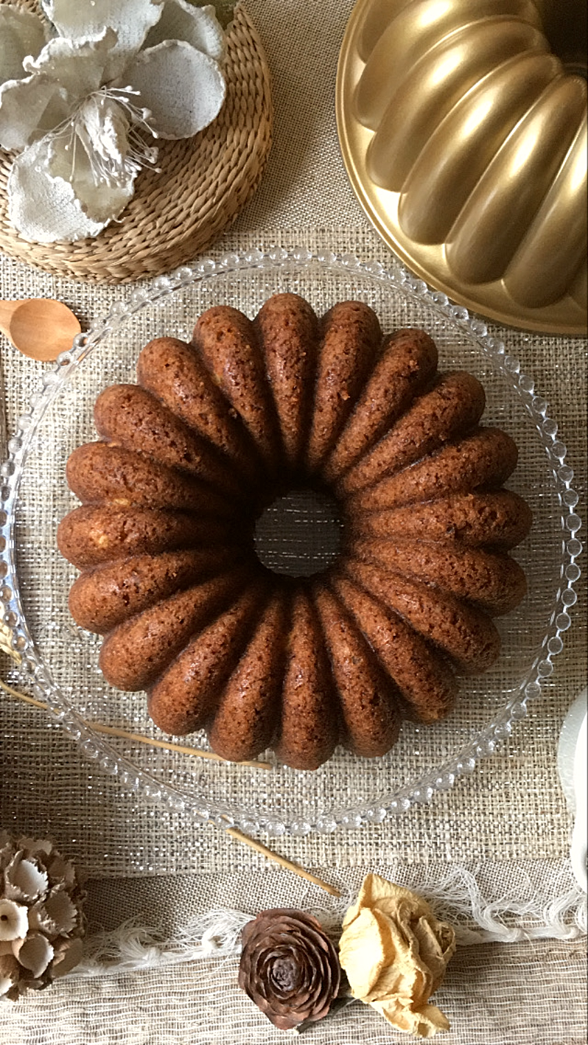 bundt-cake-de-platano-piña-nueces