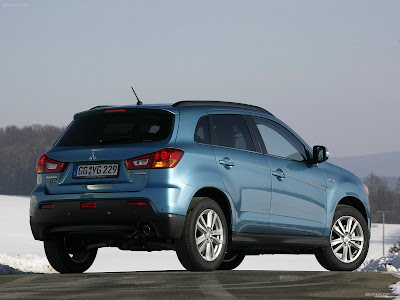 2011 Mitsubishi ASX Wallpaper