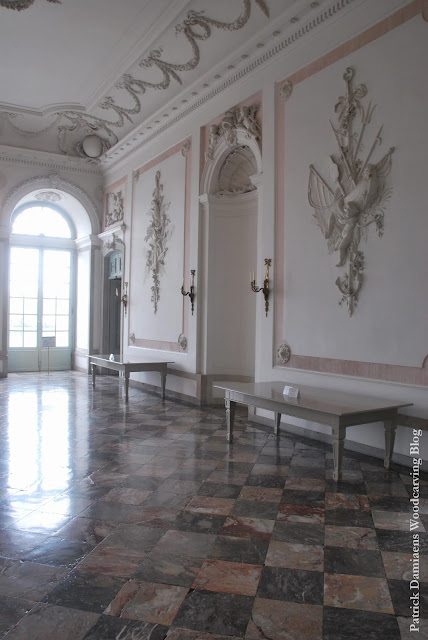 SCHLOSS BENRATH | Castle in Düsseldorf | Rococo castle interior | Rococo-style ornaments | Corps de Logis