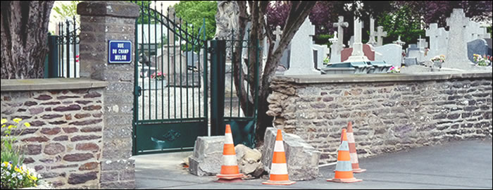 Accident-Saint-Erblon-Cimetiere