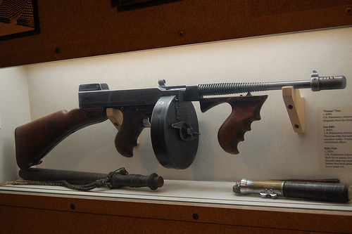 Submachine Gun Pictures. Thompson submachine gun