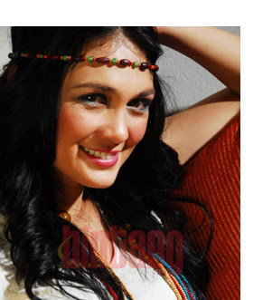 LUNA MAYA :: Foto Luna Maya Terbaru [HOT]