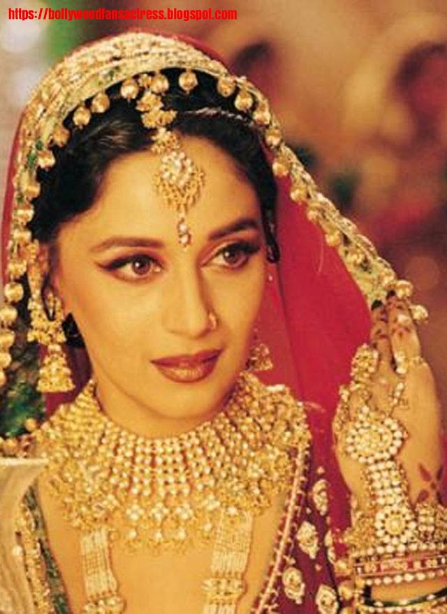 Madhuri Dixit old image in traditional look