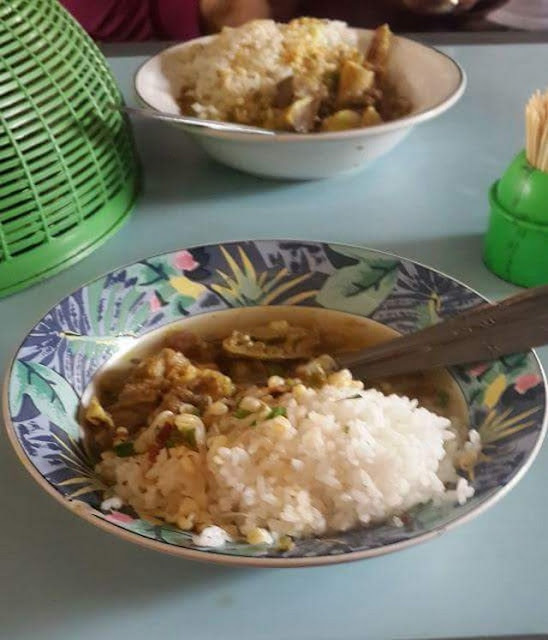 Soto Daging Pak Karman, Kenikmatan Kuliner Soto Khas Jombang