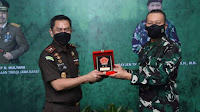 Sinergitas Kejaksaan dan TNI Optimalkan Penegakkan Hukum