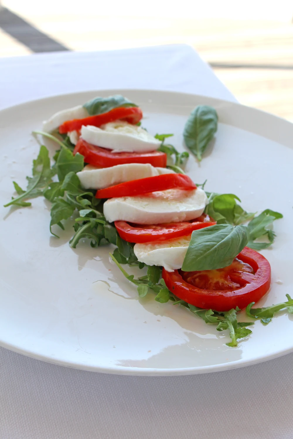 Fresh tomato and mozzarella salad in Rome - style & travel blog