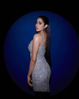 Jhanvi Kapoor hot and sexy pictures