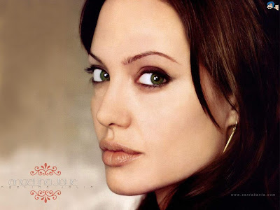Angelina Jolie is a cute actressAngelina Jolie is a talented actress too