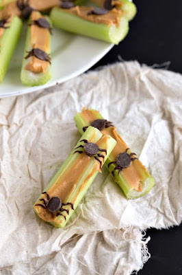 8 Healthy Alternatives to Halloween Candy