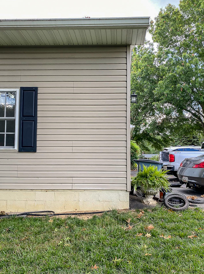 Trash can out front of house