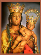 Virgen de la Almudena. Madre y Reina,. Auxilio de los cristianos