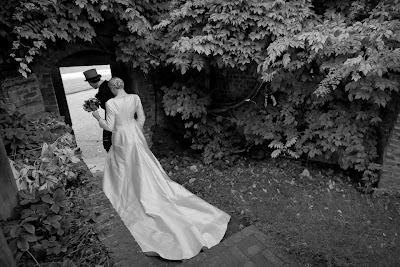 Foto Recién casados en blanco y negro