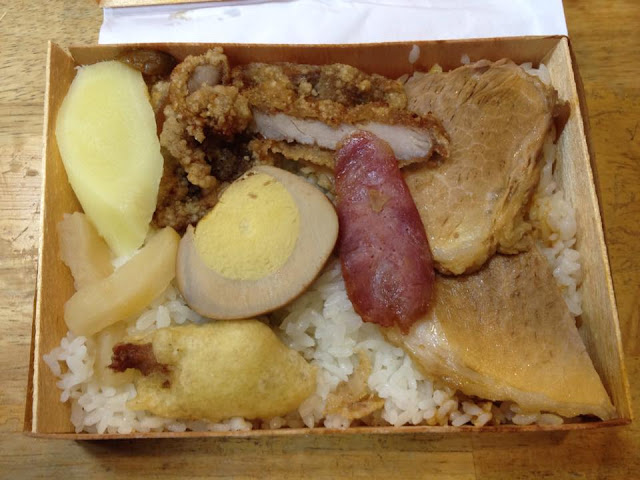 Jiaxiang Chishang Bento's signature (Taitung, Taiwan)