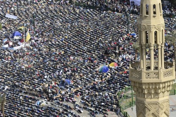 MILES DE EGIPCIOS SE CONCENTRAN PLAZA TAHRIR DE EL CAIRO PARA DEMANDAR LA RENUNCIA DEL PRESIDENTE DE ESE PAÍS, MOHAMED MURSI