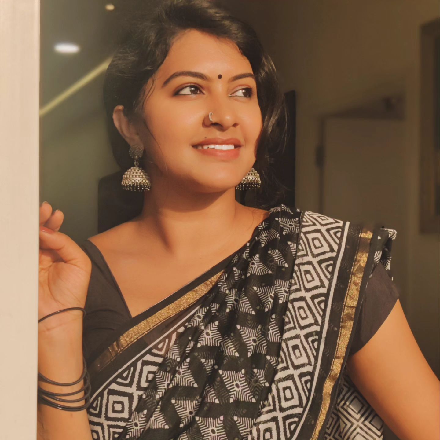 Serial Actress Rachitha Mahalakshmi Cute smile