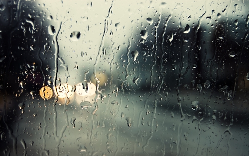 rain drops on mirror