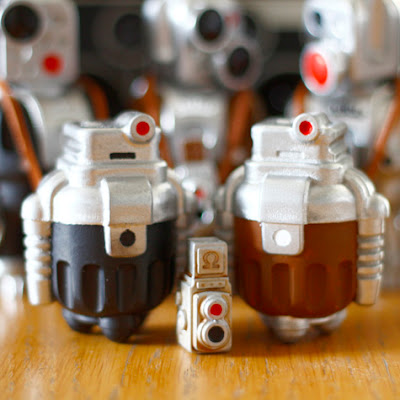 M2 Sprog Resin Robots by Cris Rose