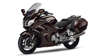 2013-Yamaha-FJR1300AS-ABS-2