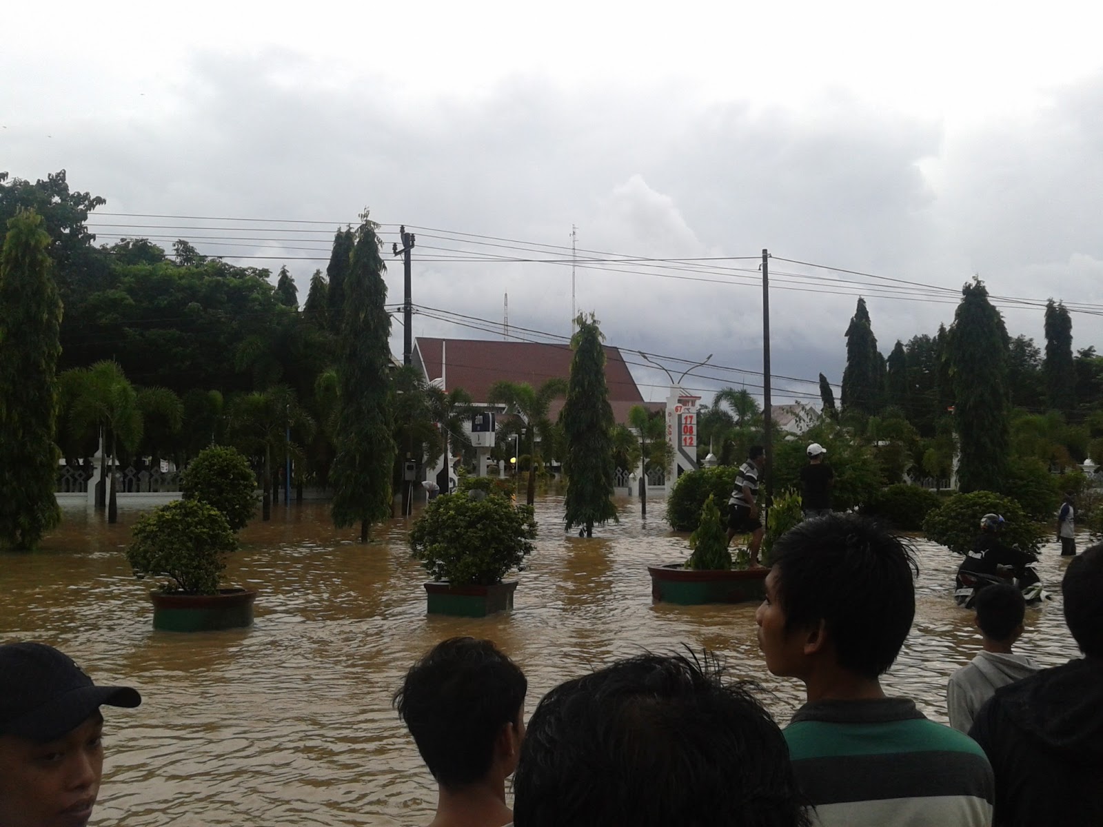 Banjir di Kab.Maros, Salah siapa?