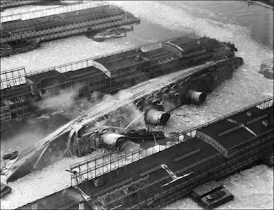 El incendio del USS Lafayette en el puerto de Nueva York en 1942 