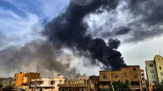 Sudan clashes : A huge fire broke out while trying to control a weapons factory