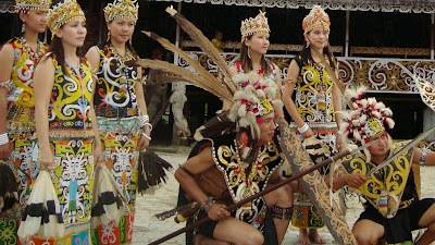 5 Hal Istimewa Suku Dayak di Mata Dunia