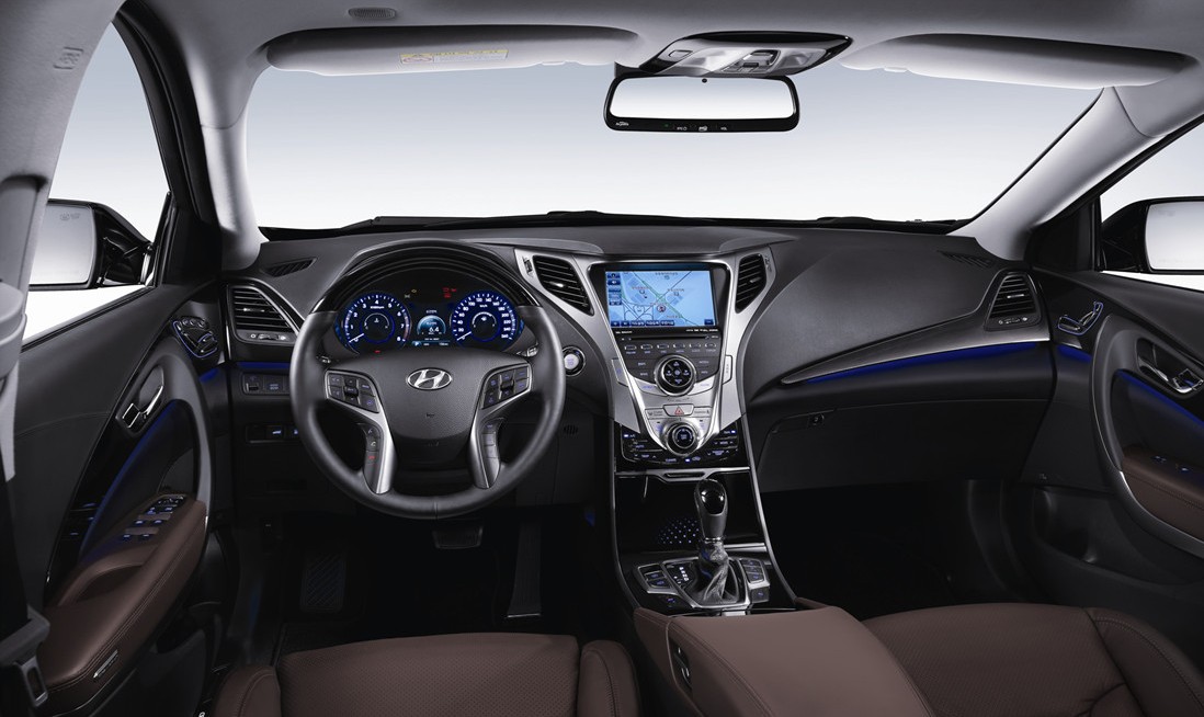  first official interior shot of the all-new 2012 Hyundai Azera/Grandeur.