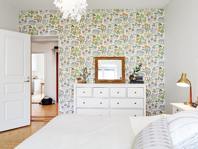 my scandinavian home: Fun lights and pretty wallpaper in a Swedish ...